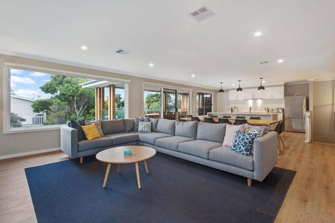 Apollo Grand - Queensland Tourism 0