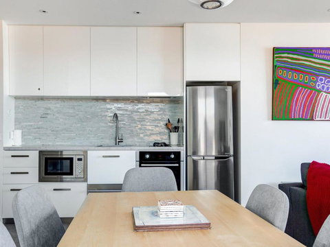 Aqua Mist Penthouse - Queensland Tourism 1