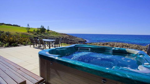 Aqua - Queensland Tourism 1