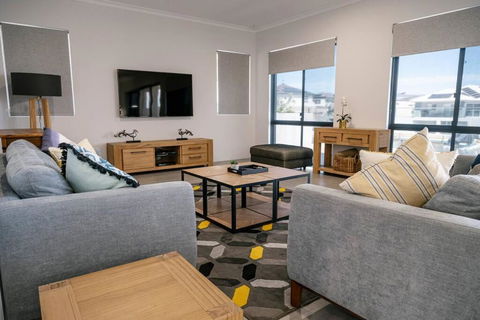 Aqua Vista - Queensland Tourism 3