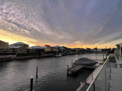 Aqua Vista - Queensland Tourism 1