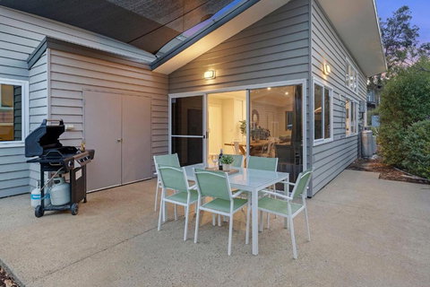 Aqua21 @ Cape Villas Dunsborough - Queensland Tourism 3