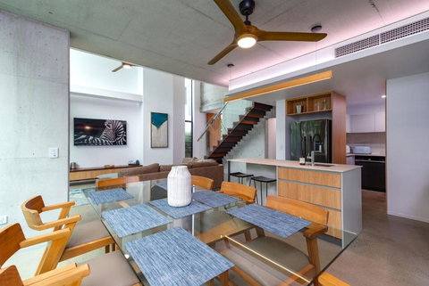 Aria Villa 2 Port Douglas - Queensland Tourism 3