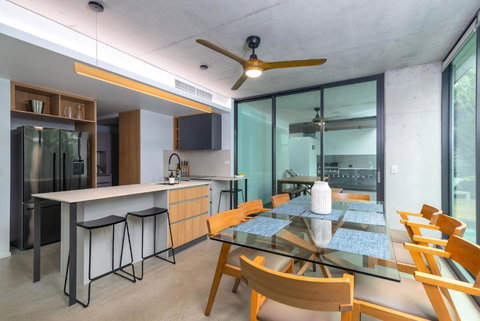 Aria Villa 2 Port Douglas - Queensland Tourism 4