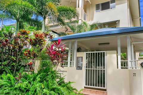 Arlington Apartments - Queensland Tourism 3