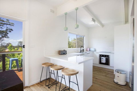 Arthurs Mollymook - Queensland Tourism 4