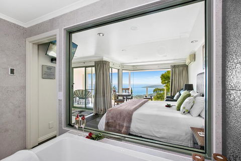 Arthurs Views - Queensland Tourism 4