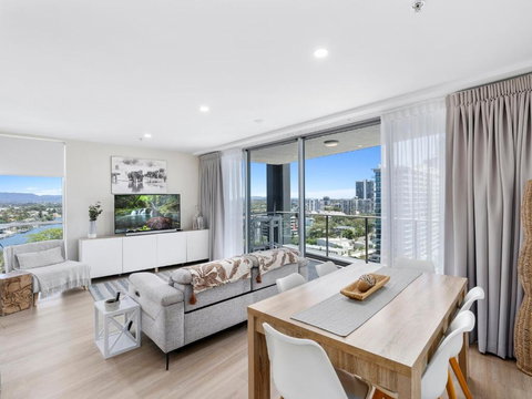 Artique - Hosted By Coastal Letting - Queensland Tourism 3