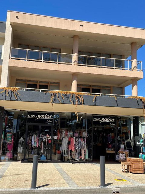 Astor Apartment 1 - Queensland Tourism 1