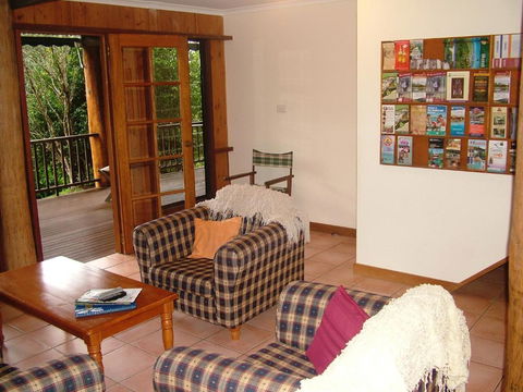 Atherton Blue Gum - Queensland Tourism 3