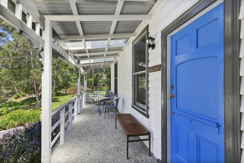 Avirgonia - Queensland Tourism 3