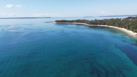 AXL Orion Beach Home: Beach Front - Queensland Tourism 4