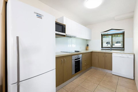Apartment 2 - Queensland Tourism 2