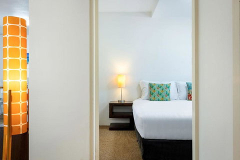 Apartment 2 - Queensland Tourism 4