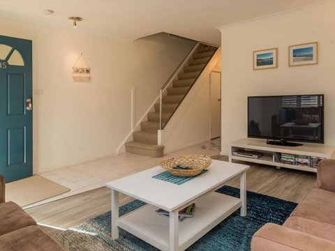 Aqua Shores By Experience Jervis Bay - Queensland Tourism 3