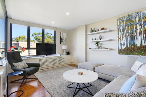 B314S - Waverton Village Heights - QLD Tourism 1