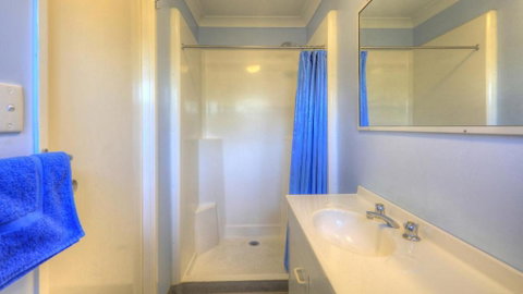 Barcaldine Caravan Park - QLD Tourism 2
