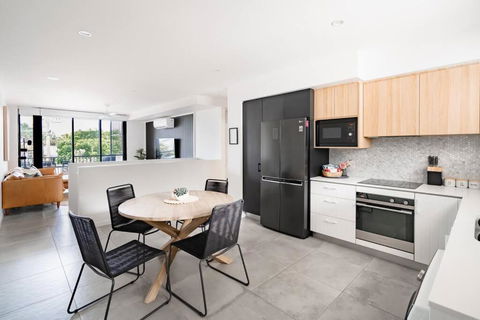 BARRA Coolum Beach Family Escape 5 Min To Waves - QLD Tourism 1