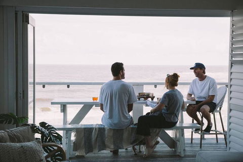 BAY PROPERTIES . Beach House Yamba - QLD Tourism 4
