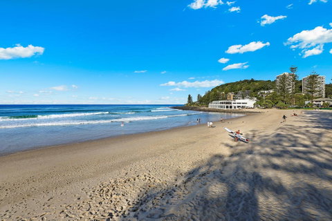 Pacific Regis Beachfront Holiday Apartments - QLD Tourism 2