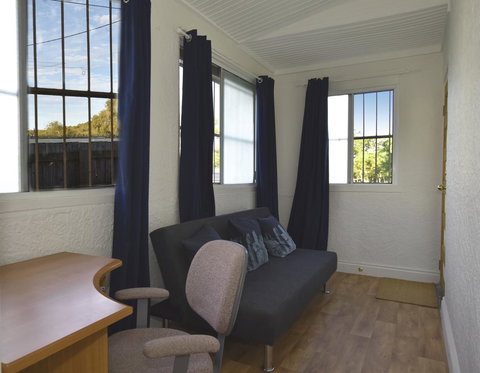 Absolute Waterfront - Queensland Tourism 4