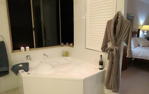 Maleny Springs Farm - QLD Tourism 8