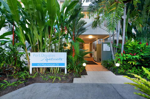 Port Douglas Apartments - Adults Only Oasis - QLD Tourism 14
