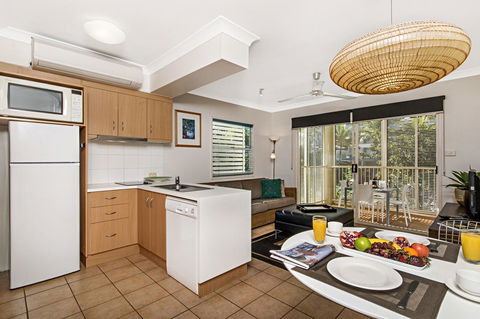 Port Douglas Apartments - Adults Only Oasis - QLD Tourism 15