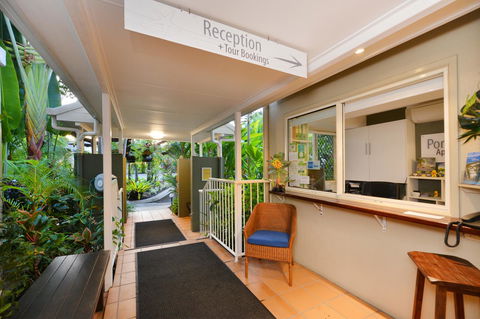 Port Douglas Apartments - Adults Only Oasis - QLD Tourism 16