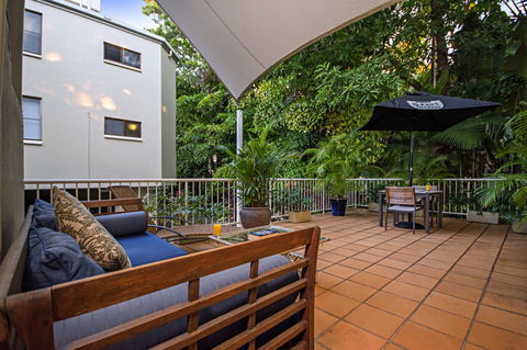 Port Douglas Apartments - Adults Only Oasis - QLD Tourism 34