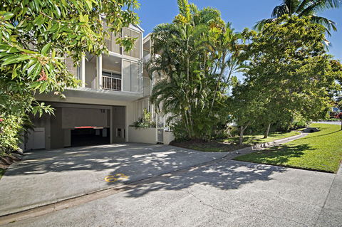 Port Douglas Apartments - Adults Only Oasis - QLD Tourism 43