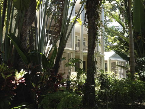 Port Douglas Apartments - Adults Only Oasis - QLD Tourism 40