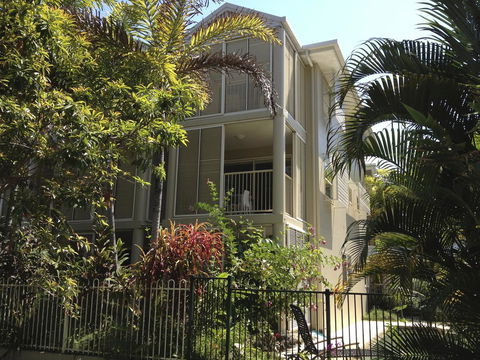 Port Douglas Apartments - Adults Only Oasis - QLD Tourism 38