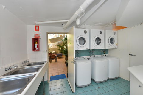Port Douglas Apartments - Adults Only Oasis - QLD Tourism 24
