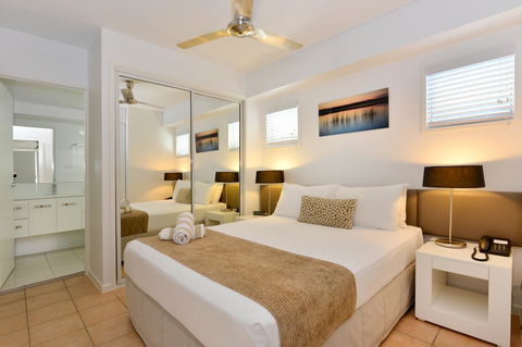 Port Douglas Apartments - Adults Only Oasis - QLD Tourism 29