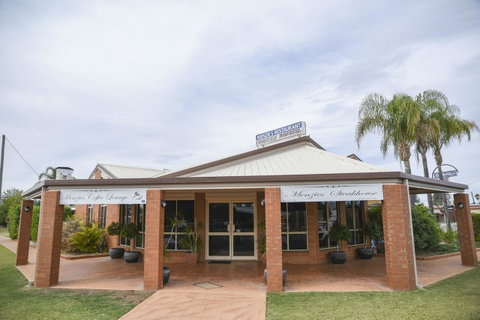 Charleville Motel - QLD Tourism 0