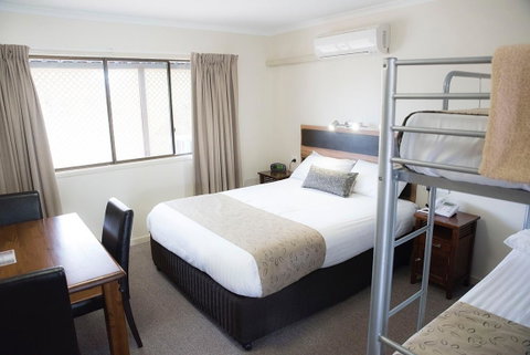 Charleville Motel - QLD Tourism 9