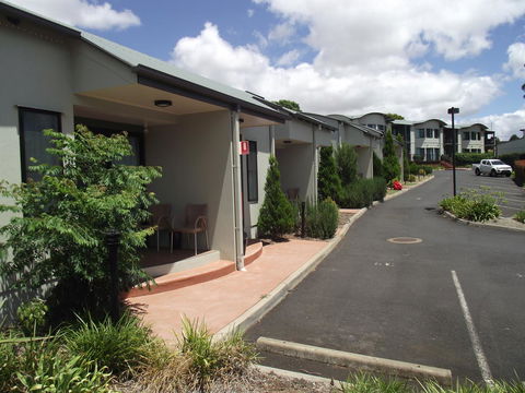 Eastgate On The Range Motel - QLD Tourism 31