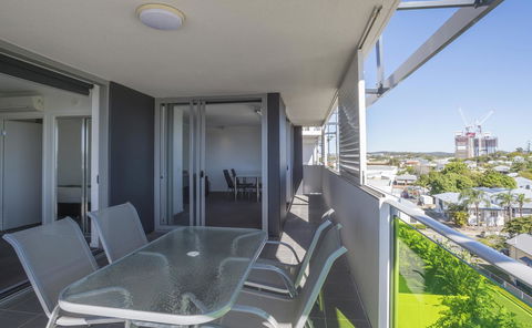 Eastwood Apartments - QLD Tourism 12