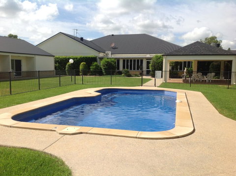 Roma Explorers Inn - QLD Tourism 9
