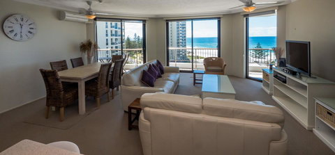 Carrington Court - QLD Tourism 16