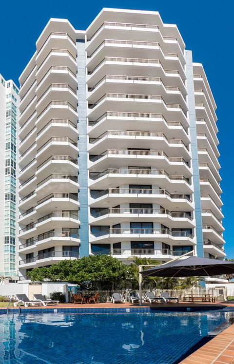 Carrington Court - QLD Tourism 0