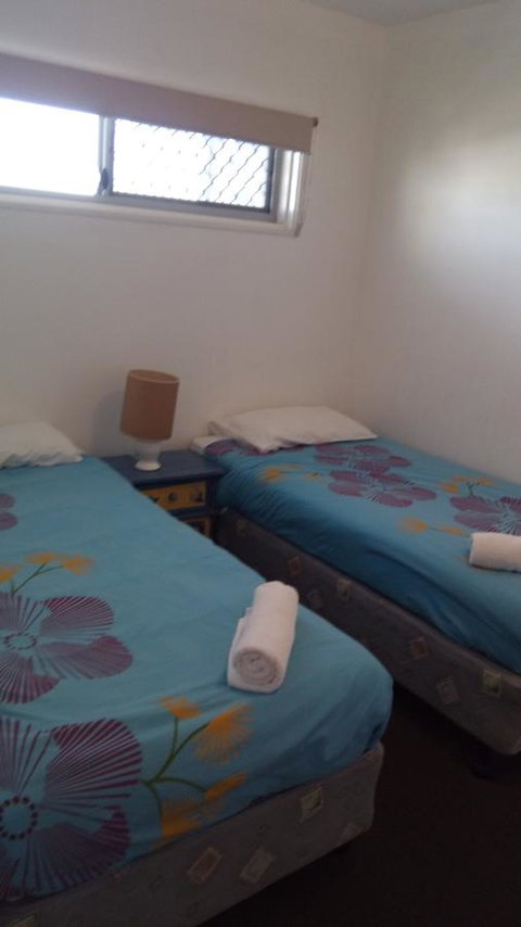 Maroochy Sands Holiday Apartments - QLD Tourism 10