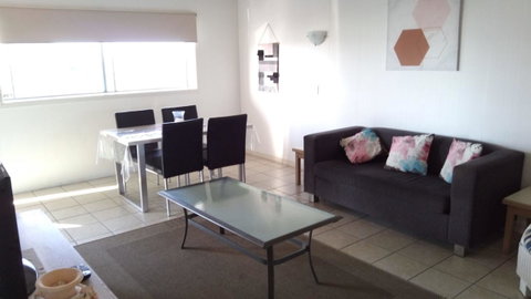 Maroochy Sands Holiday Apartments - QLD Tourism 12