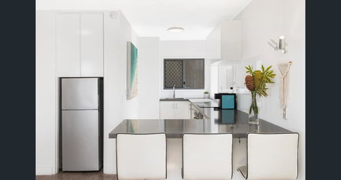 Maroochy Sands Holiday Apartments - QLD Tourism 1