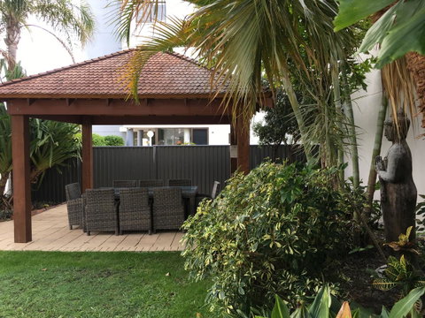 Burleigh Palms Holiday Apartments - QLD Tourism 22
