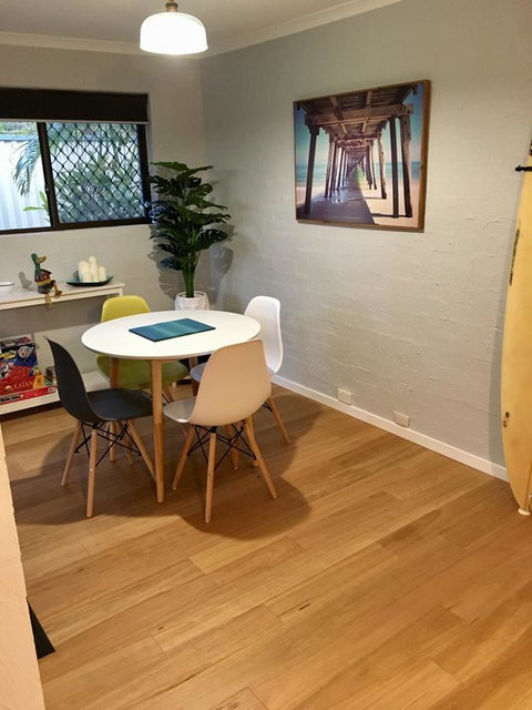 Burleigh Palms Holiday Apartments - QLD Tourism 10