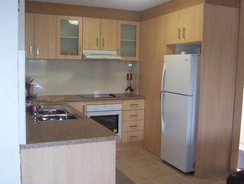 Burleigh Palms Holiday Apartments - QLD Tourism 20