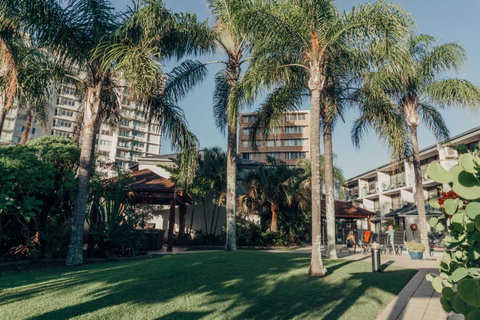 Burleigh Palms Holiday Apartments - QLD Tourism 38