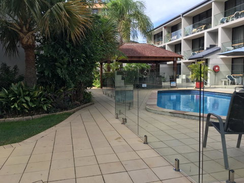 Burleigh Palms Holiday Apartments - QLD Tourism 3